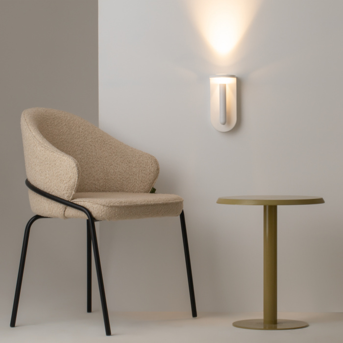 Настенный светильник Maytoni Synergy C034WL-L5W3K