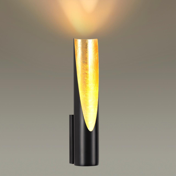 Настенный светильник Odeon Light Whitney 6671/8WL