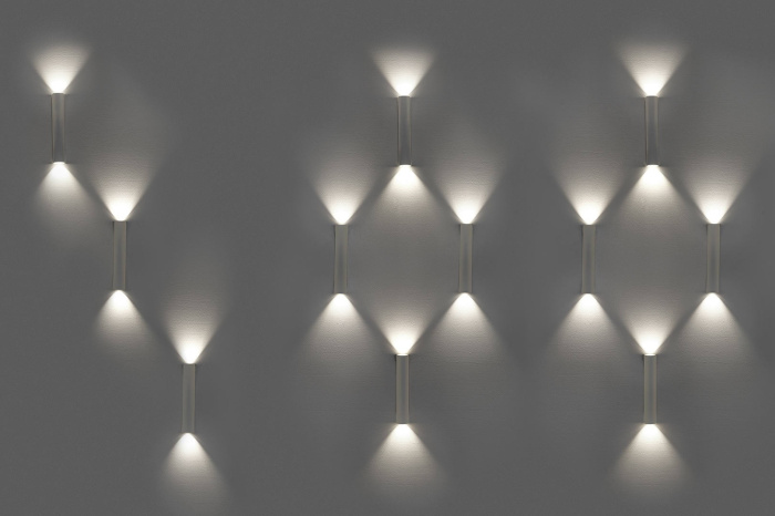 Настенный светильник Leds C4 SURF 05-5077-BW-BW