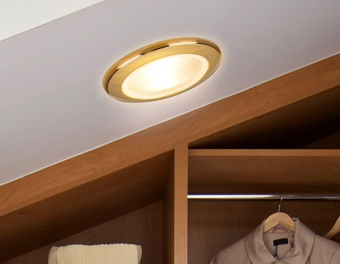 Встраиваемый влагозащищенный точечный светильник MR16 Ambrella light TN110