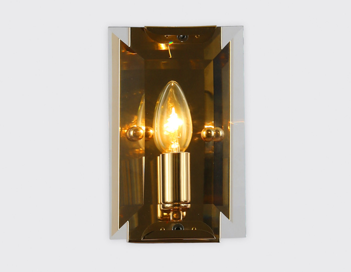 Настенный светильник со сменной лампой Ambrella light TR5157