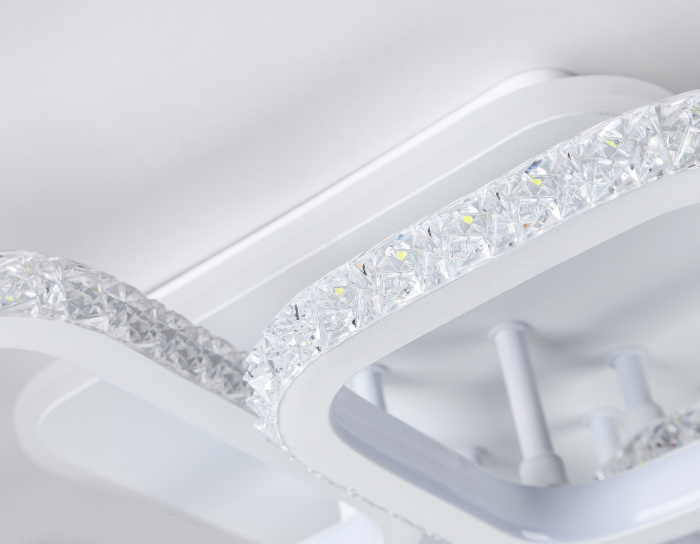 Потолочный светодиодный светильник с пультом Ambrella light FA9541