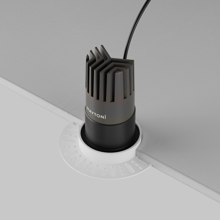 Встраиваемый светильник Maytoni Dip DL120-10W-3K-TRS-B