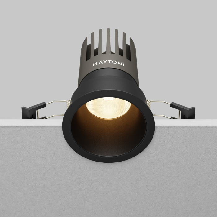 Встраиваемый светильник Maytoni Dip DL118-15W-3K-B