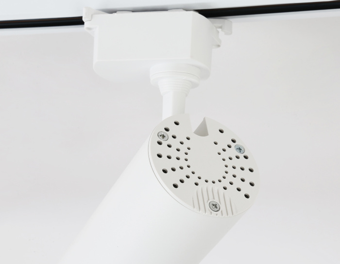 Трековый светодиодный светильник Ambrella light GL5821