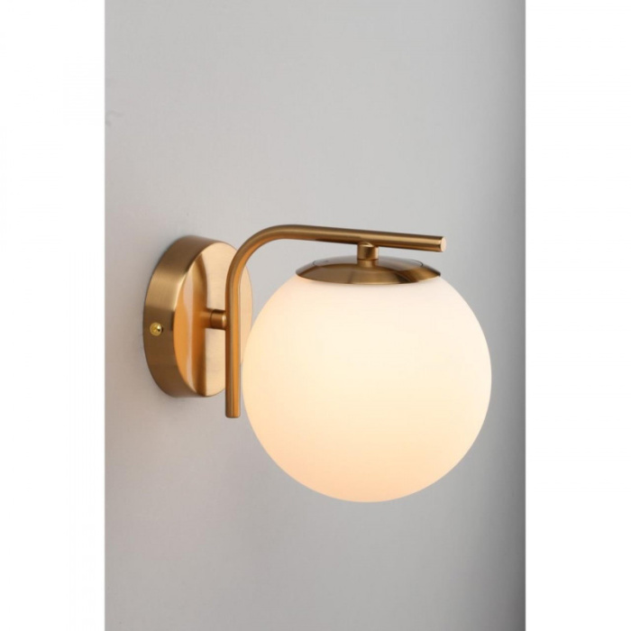 Светильник настенный Omnilux Avetrana OML-66621-01