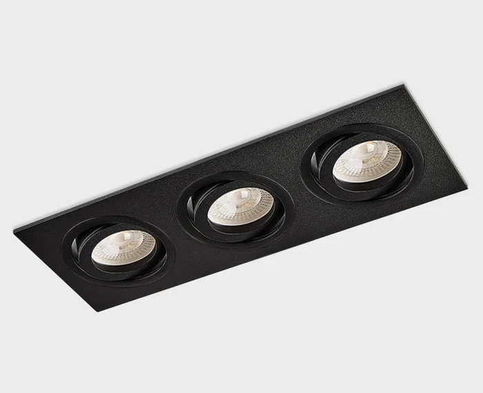 Встраиваемый светильник Italline SAG303-4 black/black
