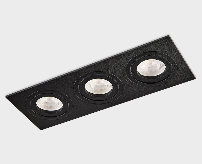 Встраиваемый светильник Italline SAG303-4 black/black