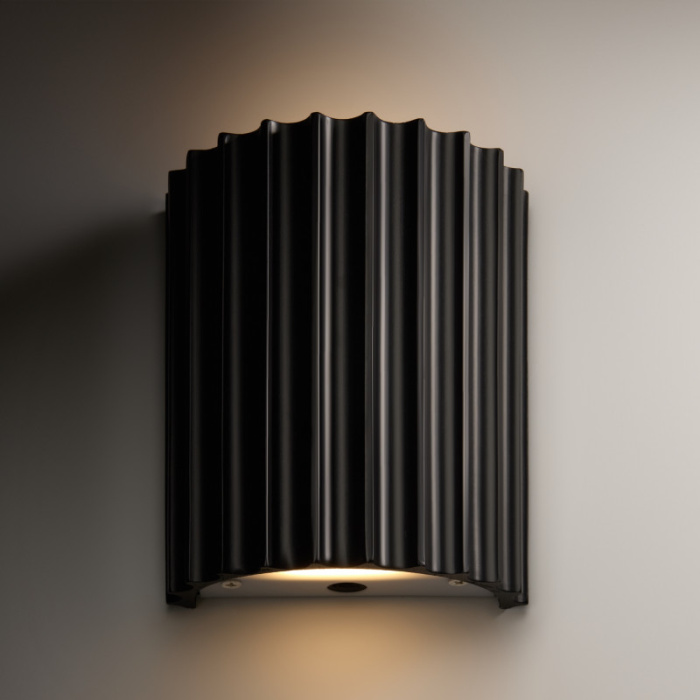 Настенный светильник Freya Slot FR5437WL-L7B