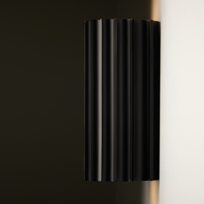 Настенный светильник Freya Slot FR5437WL-L7B