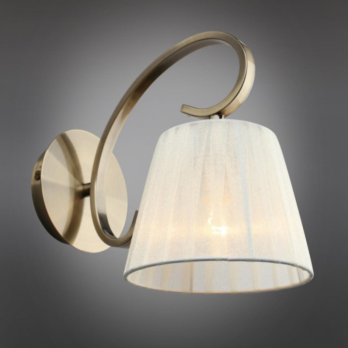 Светильник настенный Omnilux Laveno OML-56101-01