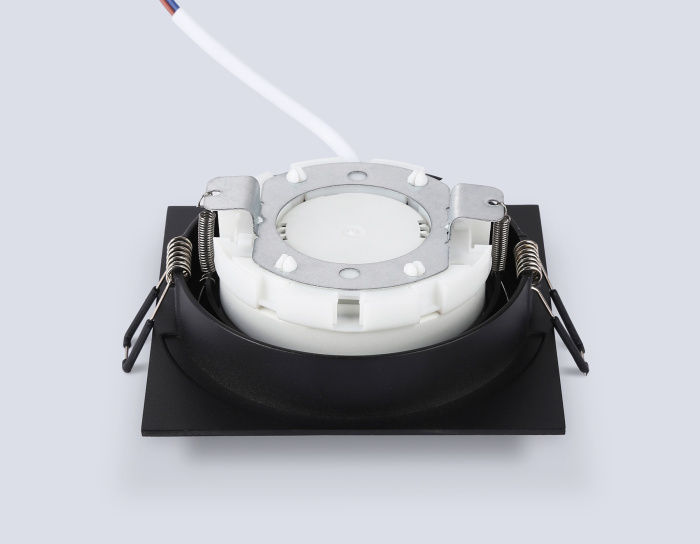 Светильник встраиваемый IP44 с высокой степенью пылевлагозащиты TECHNO SPOT AMBRELLA LIGHT TN6609