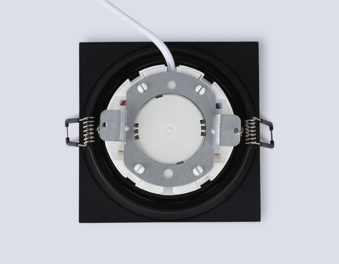 Светильник встраиваемый IP44 с высокой степенью пылевлагозащиты TECHNO SPOT AMBRELLA LIGHT TN6609