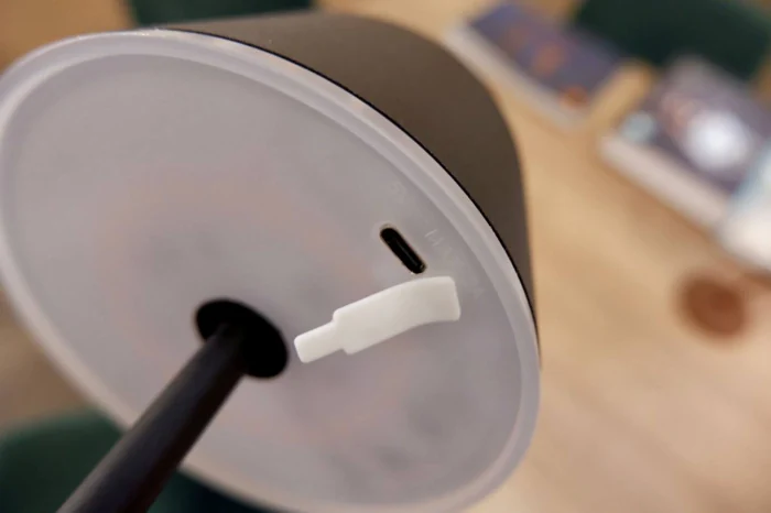 Настольная лампа EGLO MANNERA 900461