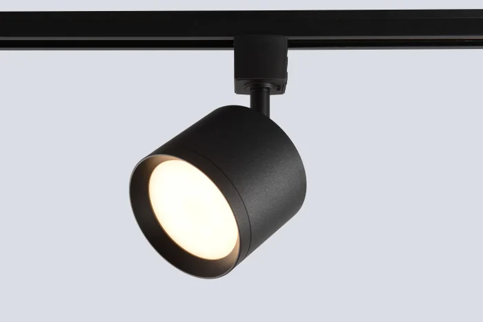 Трековый светильник однофазный Crystal Lux CLT 0.31 020 BK