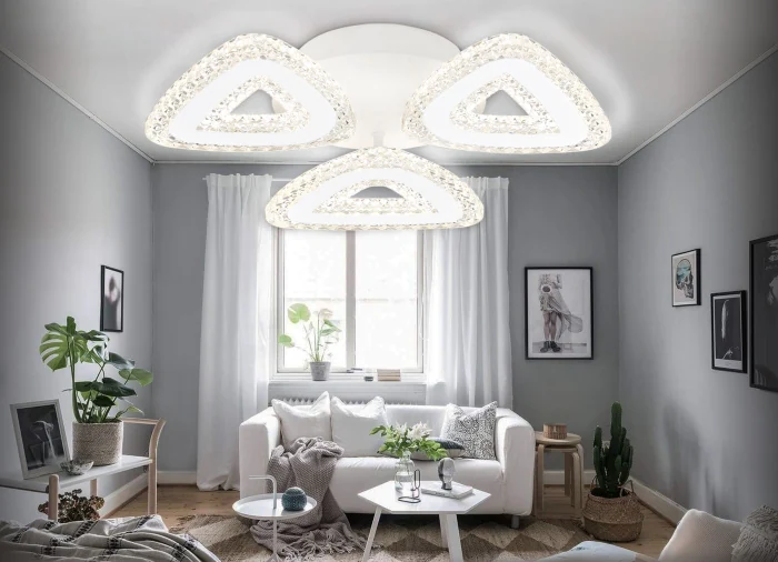 Потолочный светодиодный светильник с пультом Ambrella light FA4018