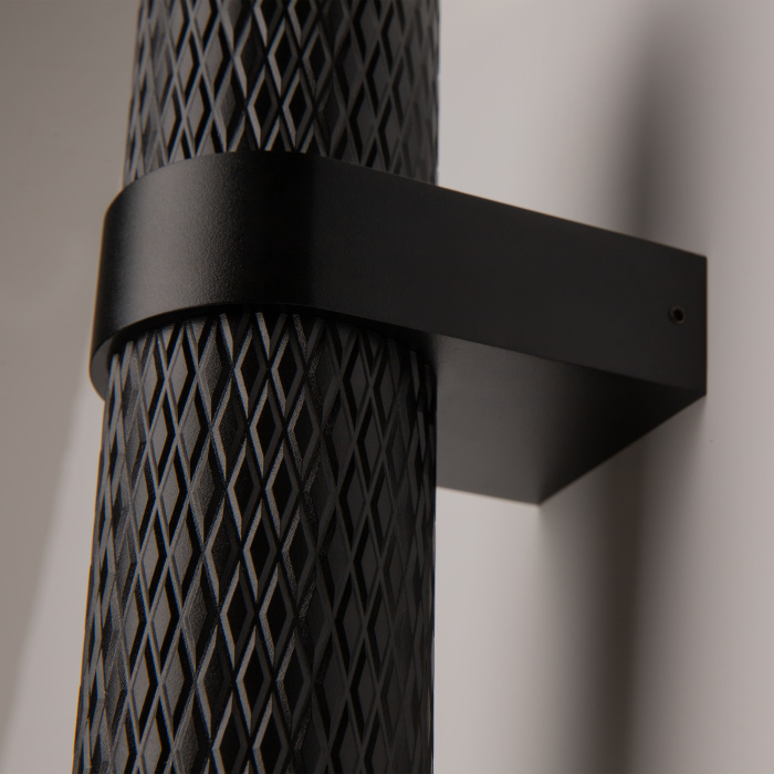 Настенный светильник Maytoni Focus Design C069WL-02B