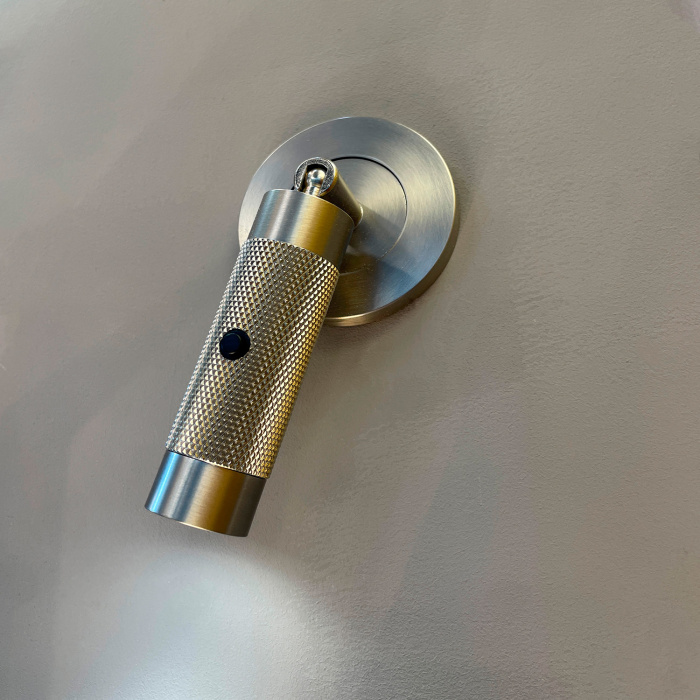 Спот Favourite 4276-1W