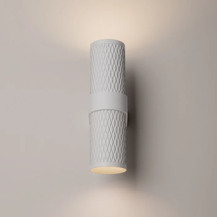 Настенный светильник Maytoni Focus Design C069WL-02W