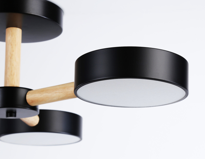 Потолочный светодиодный светильник с пультом Ambrella light FL4823