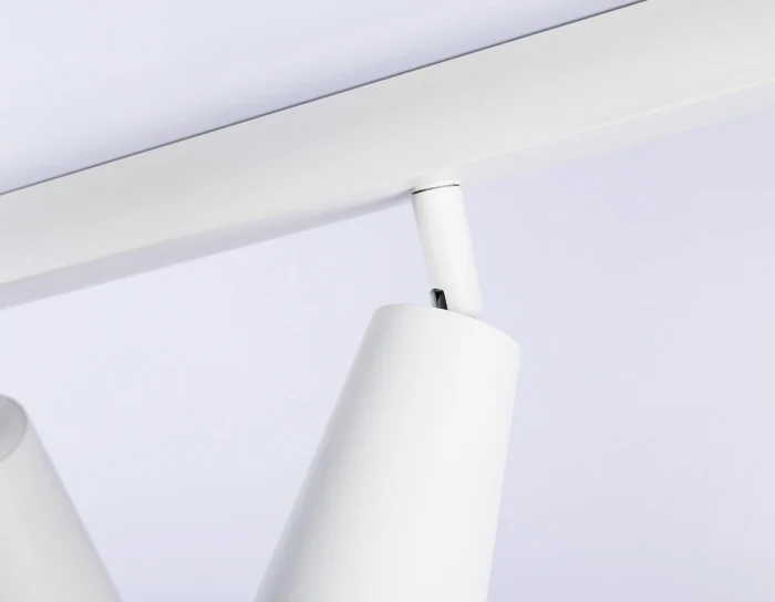 Накладной поворотный спот со сменной лампой GU10 Ambrella light TA13148