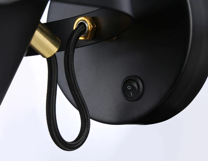 Накладной спот с выключателем в стиле лофт Ambrella light TR8204