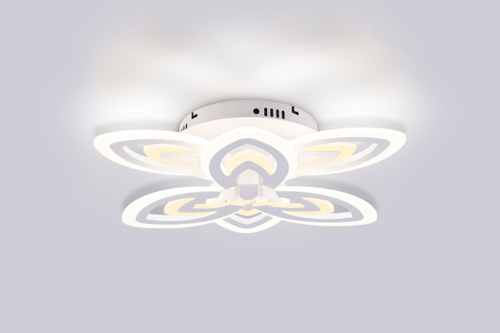 Потолочный светодиодный светильник с пультом Ambrella light FA4546