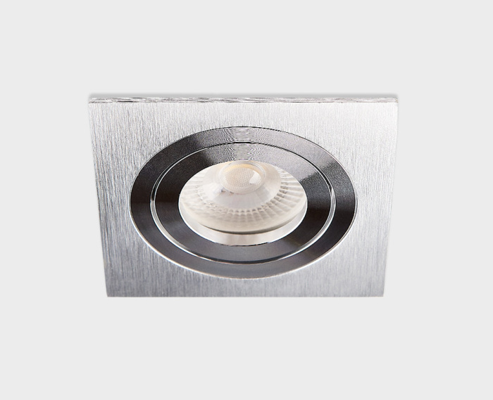 Встраиваемый светильник Italline SAG103-4 silver/silver