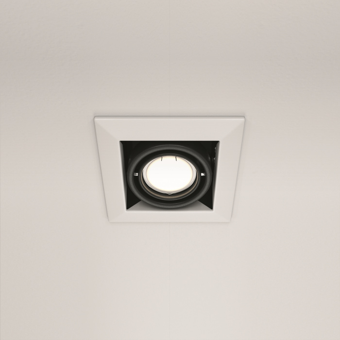 Встраиваемый светильник Maytoni Metal Modern DL008-2-01-W