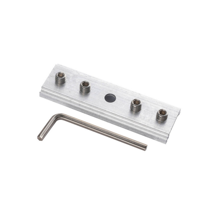 Крепление для магнитных треков Nowodvorski Connector Silver 10171