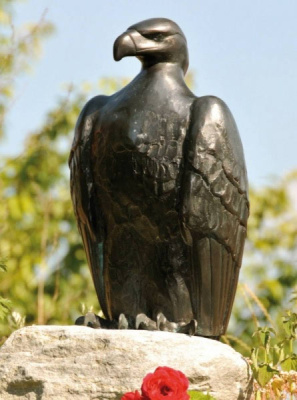 Орел Robers B 8667