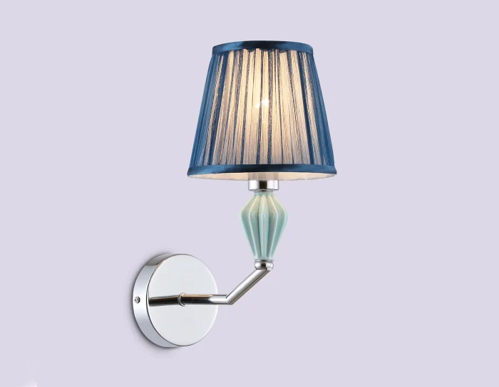 Настенный светильник с абажуром и декором из керамики Ambrella light LH75065