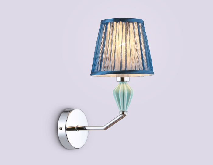 Настенный светильник с абажуром и декором из керамики Ambrella light LH75065