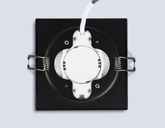 Светильник встраиваемый IP44 с высокой степенью пылевлагозащиты TECHNO SPOT AMBRELLA LIGHT TN6710