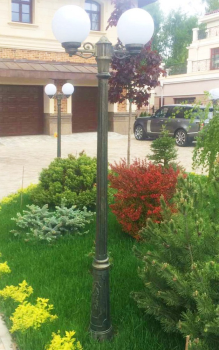 Садово-парковый фонарь FUMAGALLI RICU BISSO/G250 2L G25.157.S20.BYF1R