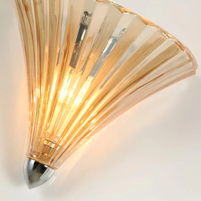 Настенный светильник Favourite Iris 1697-1W