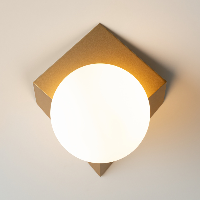 Настенный светильник Maytoni Cubeo MOD445WL-01BS