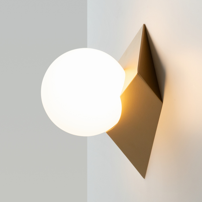 Настенный светильник Maytoni Cubeo MOD445WL-01BS