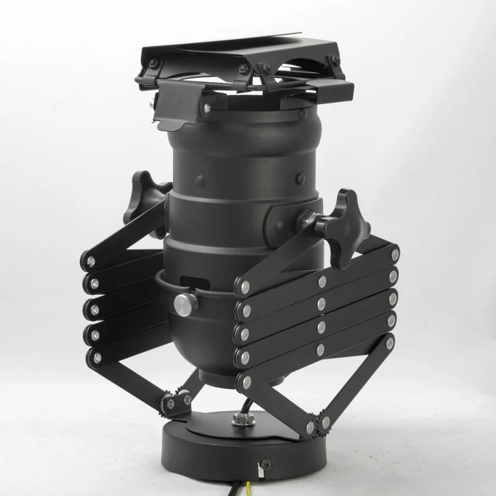 Спот THORNTON LSP-9702