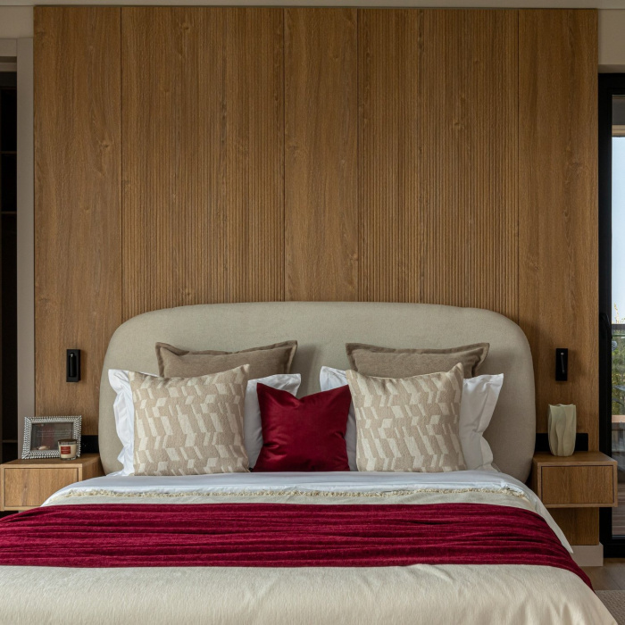 Спот Favourite 4494-1W