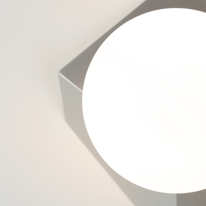 Настенный светильник Maytoni Cubeo MOD445WL-01PT