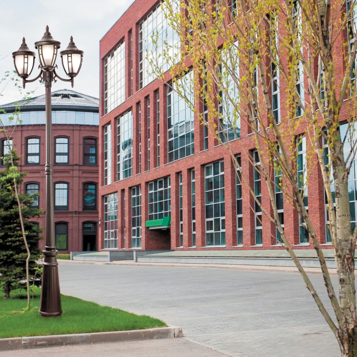 Садово-парковый светильник Maytoni Rivoli O026FL-03B