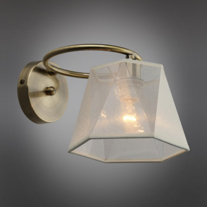 Светильник настенный Omnilux Rapallo OML-65011-01