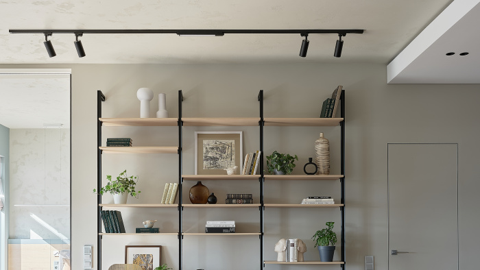 Трековый светильник Maytoni Basis TR000-1-12W4K-B