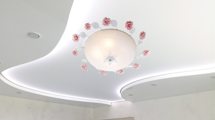 Люстра потолочная Lucia Tucci Fiori di rose 104.400