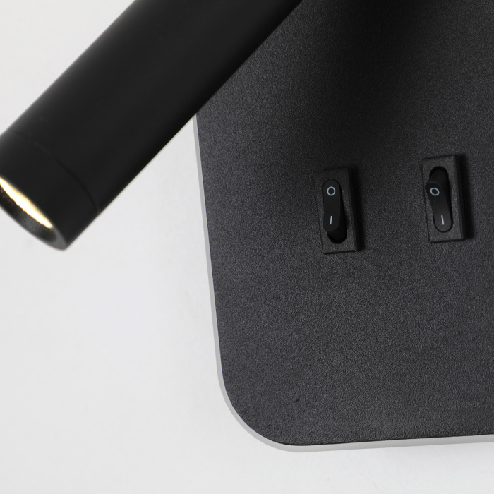 Спот Favourite 4497-2W