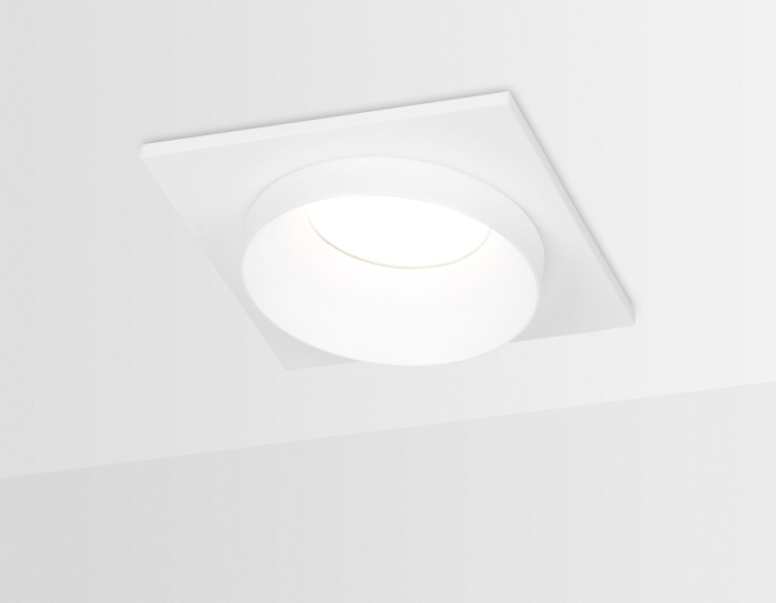 Встраиваемый точечный светильник MR16 Ambrella light TN165