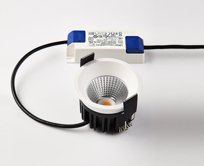 Встраиваемый светильник Italline IT08-8035 white 4000K