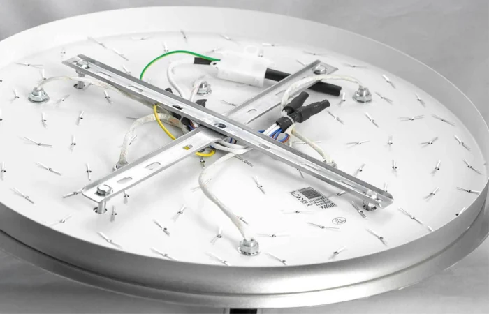 Люстра потолочная Lussole Como LSA-5603-07