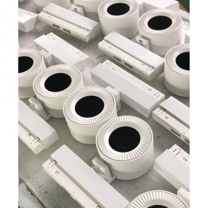 Светильник трековый магнитный iLedex VISION 4822-010-D82-12W-38DG-3000K WH (W/W)